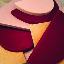 Load image into Gallery viewer, FORM veggskúlptúr